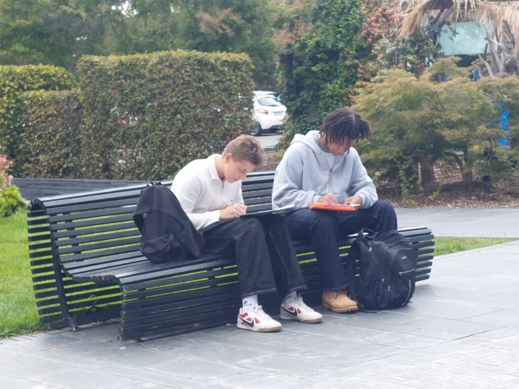 1ères Métiers du Commerce et de la Vente 5 IMG 20250926 WA0042